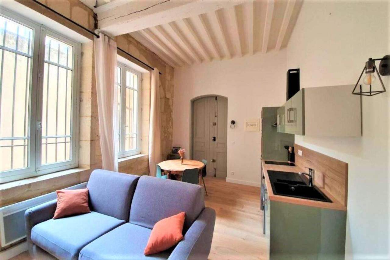 Appartement à deux pas de la place du forum Arles Extérieur photo