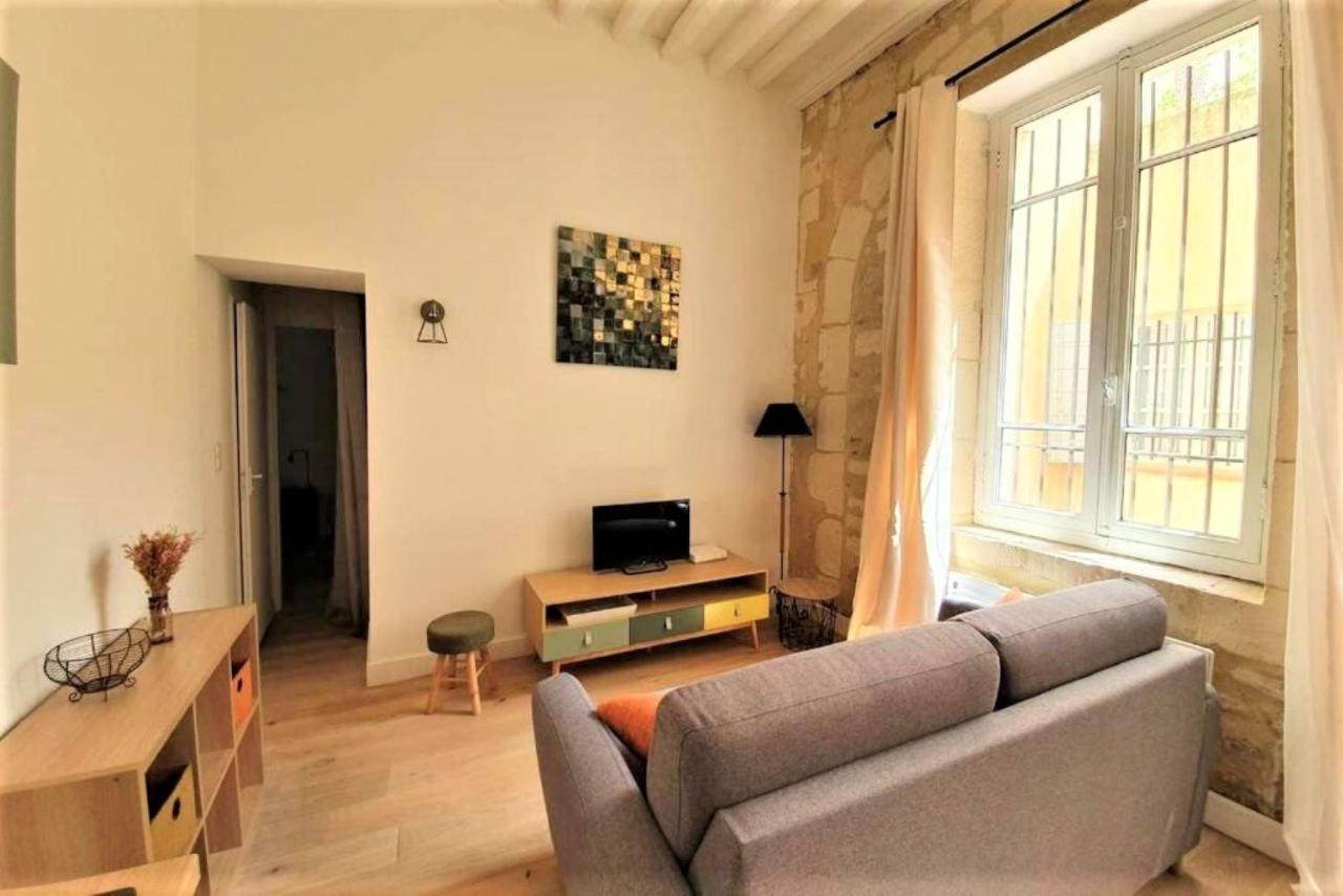 Appartement à deux pas de la place du forum Arles Extérieur photo
