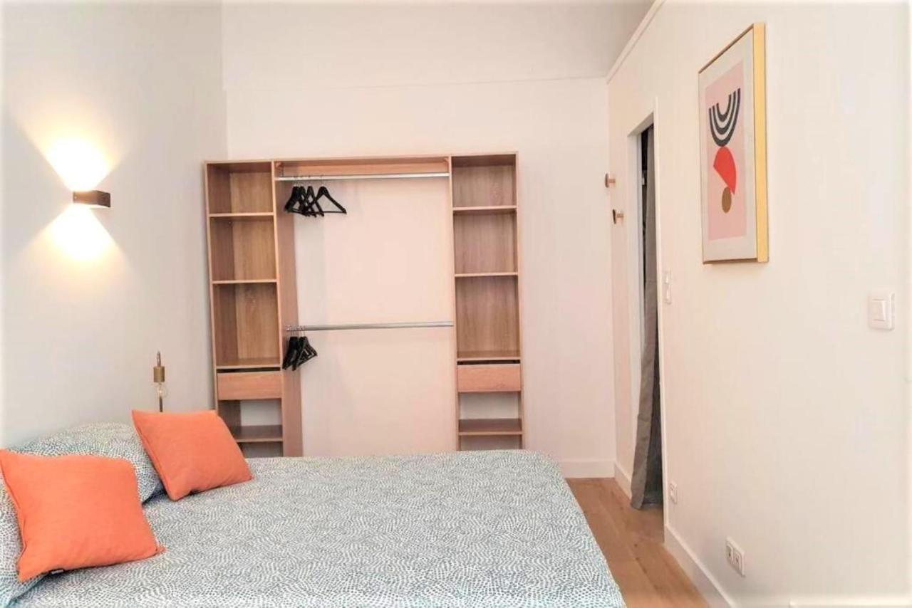 Appartement à deux pas de la place du forum Arles Extérieur photo